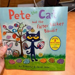 Pete the Cat & The Easter Basket Bandit Easter Adventure Book